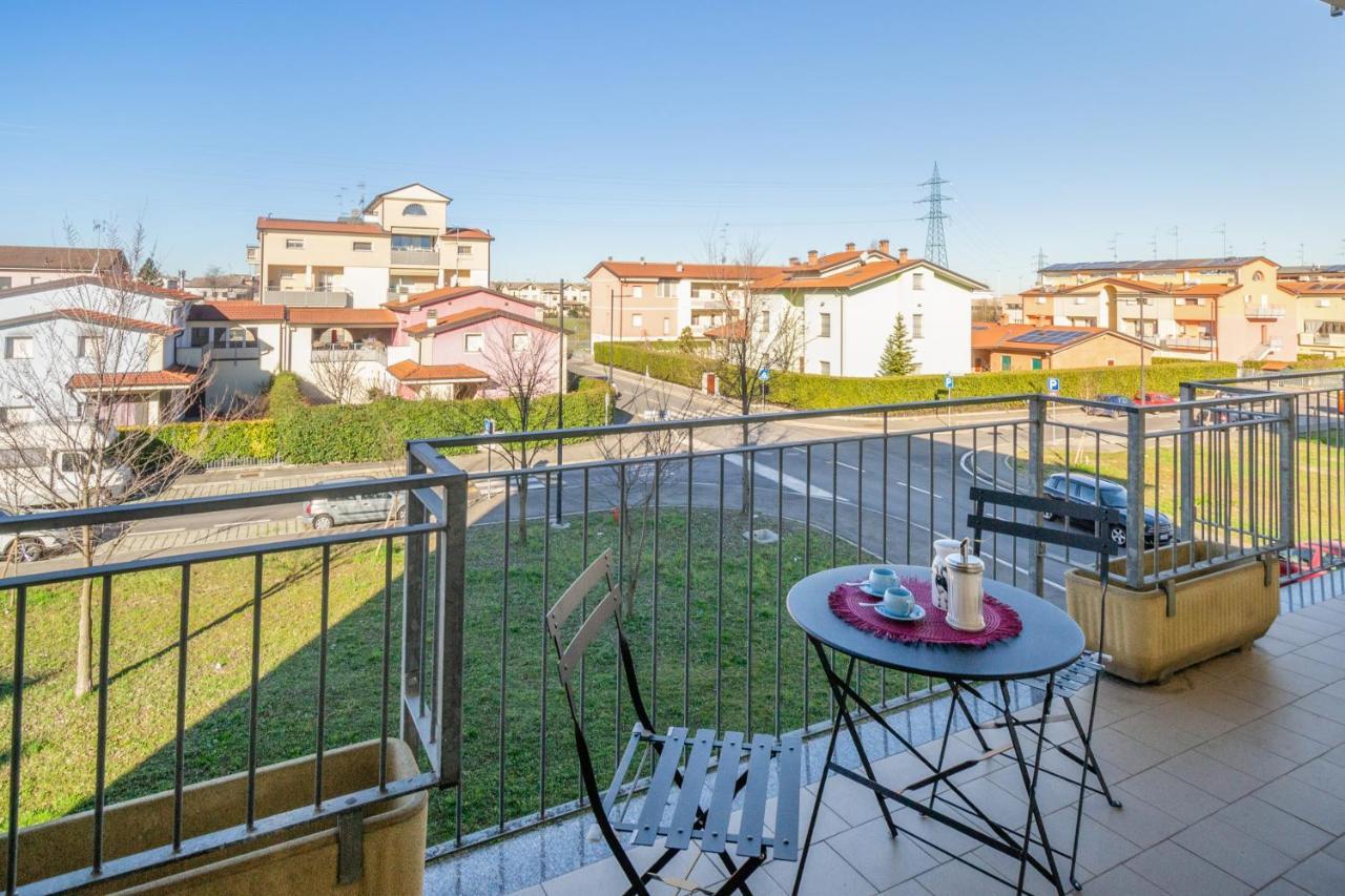 Parma Fiere Studio Con Parcheggio E Balcone Daire Dış mekan fotoğraf