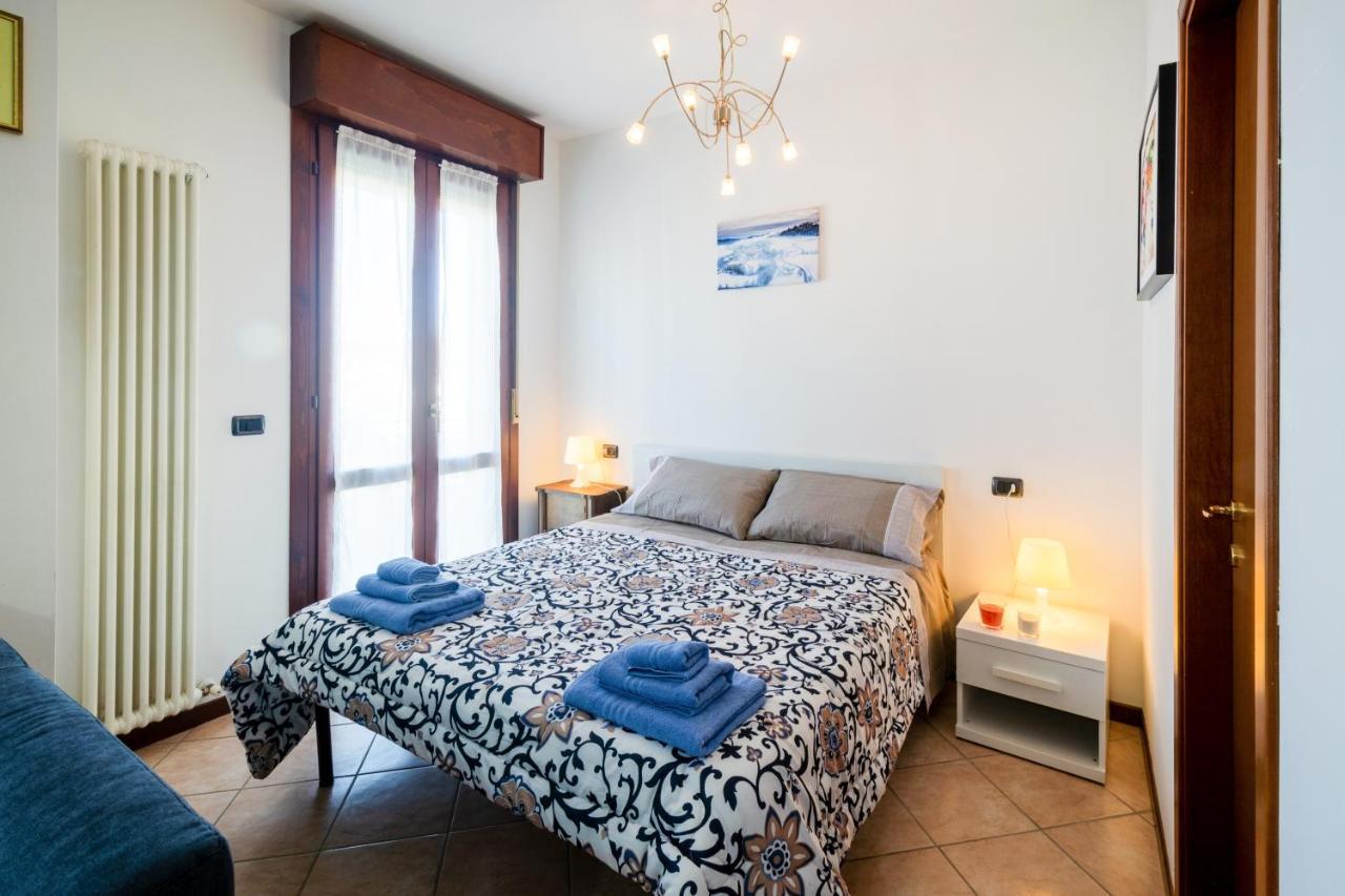 Parma Fiere Studio Con Parcheggio E Balcone Daire Dış mekan fotoğraf