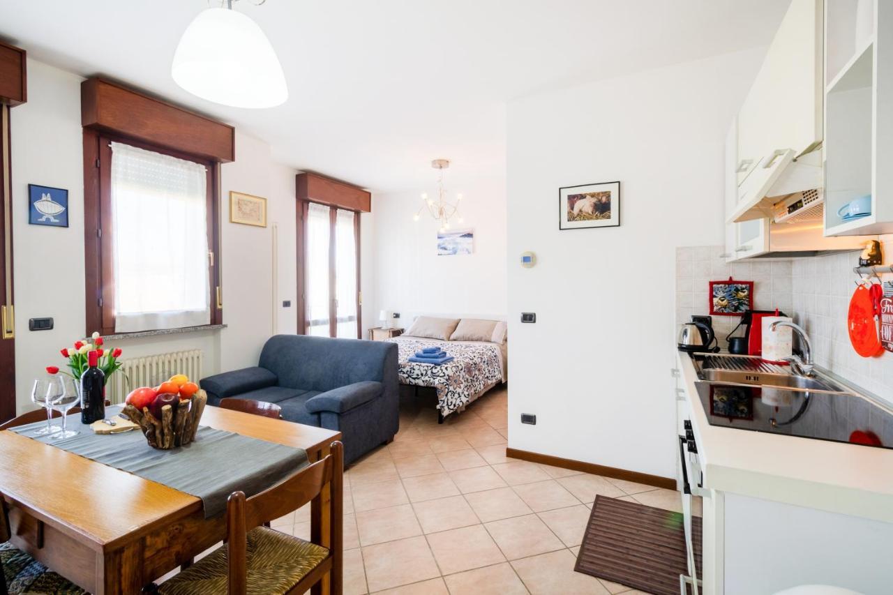 Parma Fiere Studio Con Parcheggio E Balcone Daire Dış mekan fotoğraf